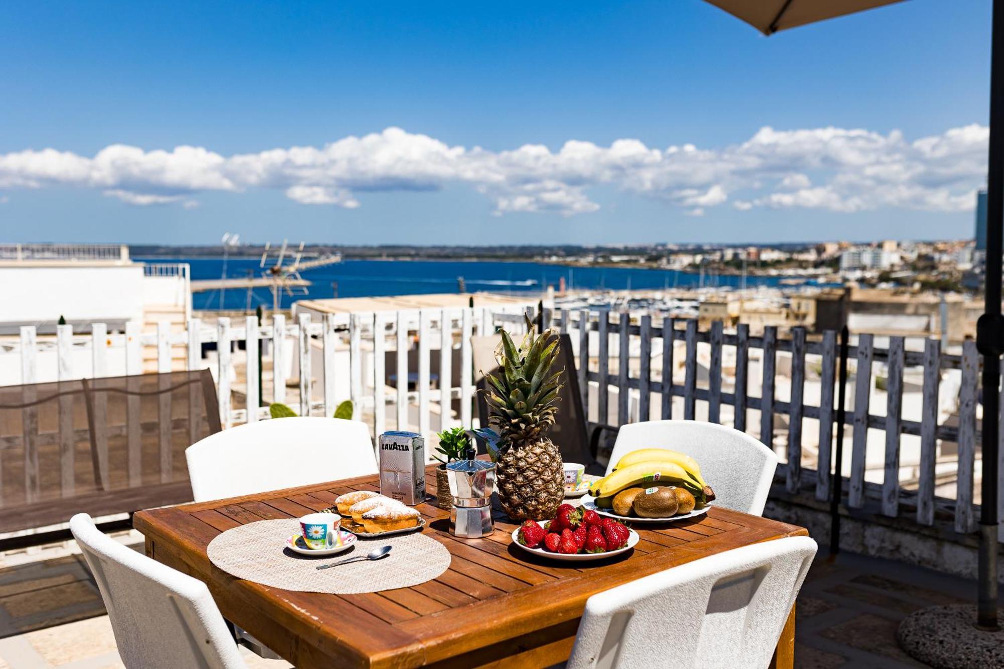 Corte De Maio - Exclusive Terrace - By Click Salento Gallipoli Exterior foto